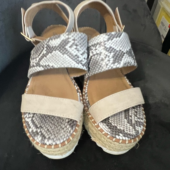 Soda Beige Python Platform Espadrille Sandals - Picture 2 of 2